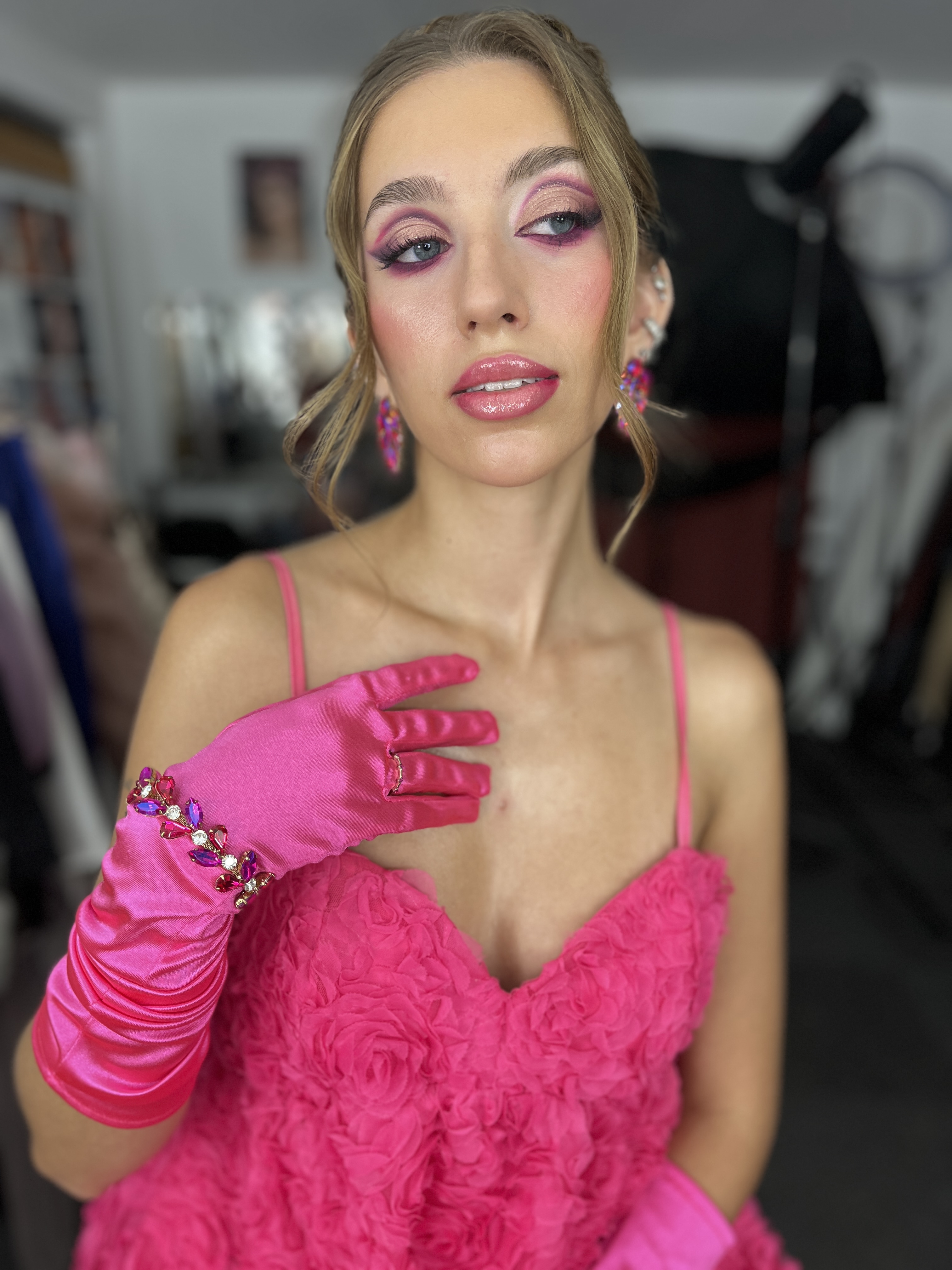 Kreatív smink – látványos, színes kompozíció